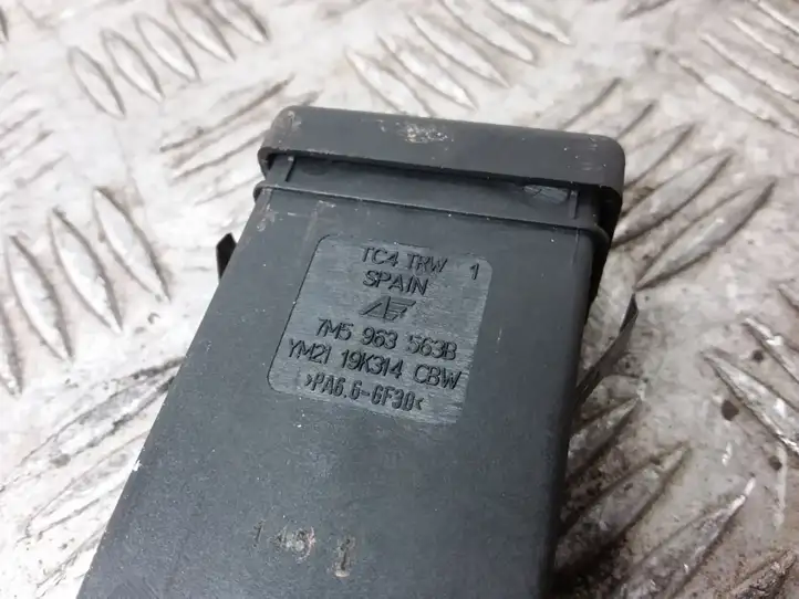 Ford Galaxy (2000 - 2006)  7M5963563B Включатель обогрева