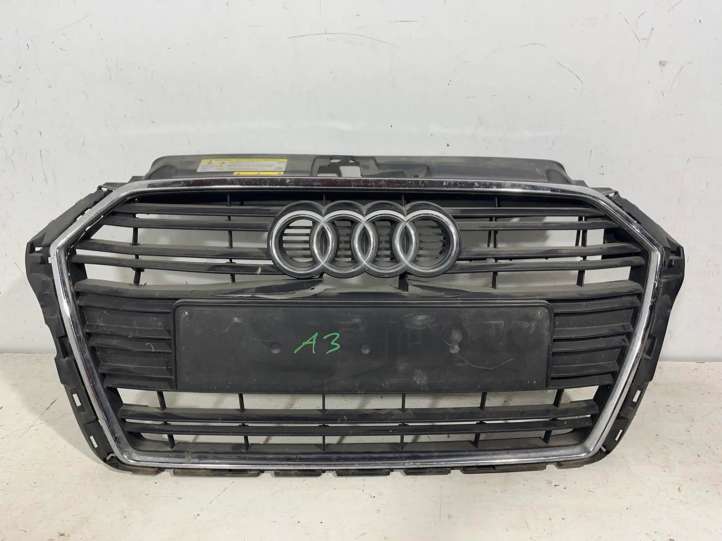 Audi A3/S3 8V (2016 - 2020)  8V3853651AA Верхняя решётка