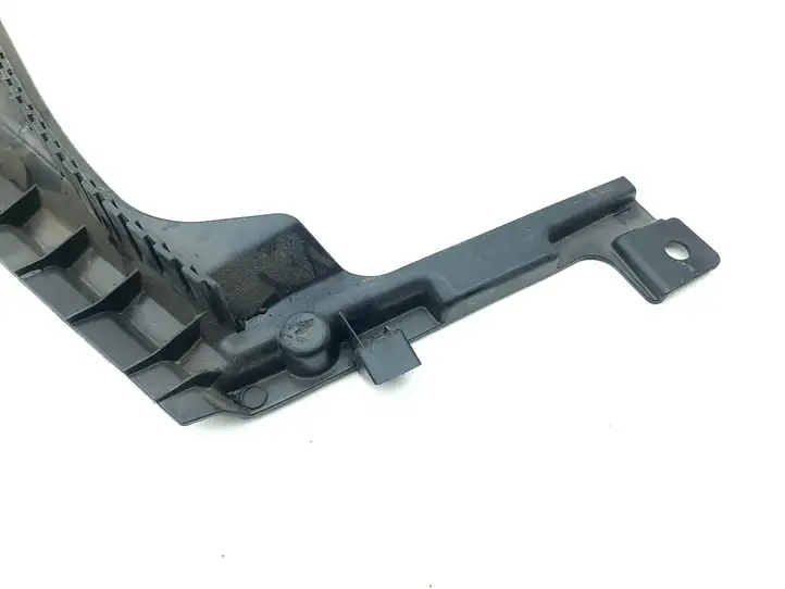 Mini    9628908 Другая деталь отсека двигателя