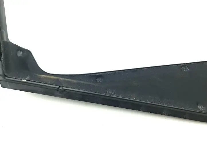 Mini    9628908 Другая деталь отсека двигателя