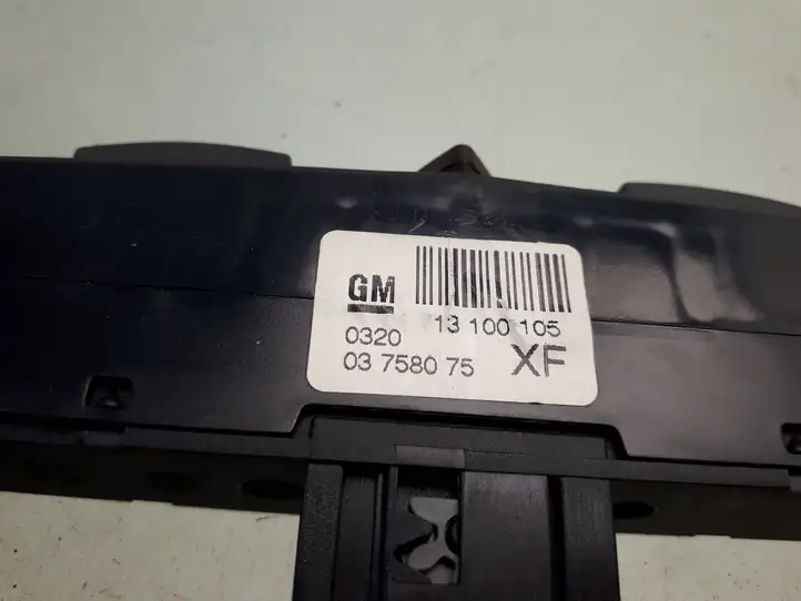 Opel Zafira B (2006 - 2008) 13100105 Включатель аварийных фонарей — фото 3