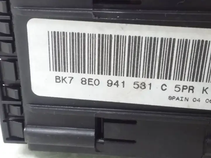 Audi A4 S4 B7 8E 8H (2004 - 2009) 8E0941531C Включатель фонарей — фото 2