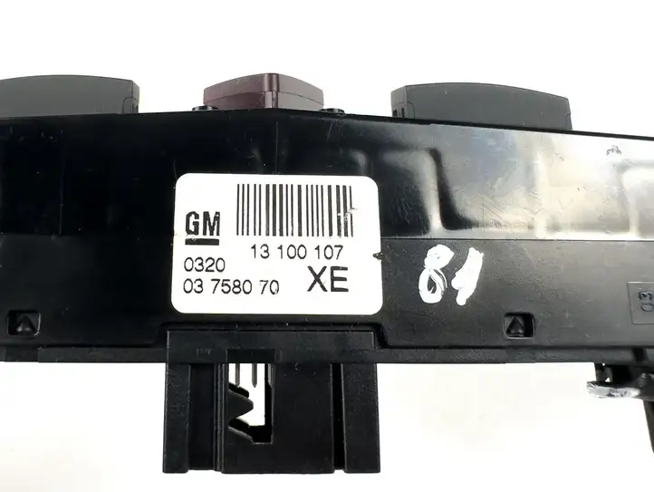 Opel Astra H (2004 - 2009) 13100107 Включатель аварийных фонарей — фото 4