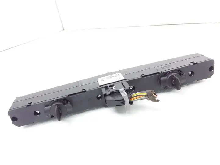Opel Astra H (2004 - 2009) 13100109 Включатель аварийных фонарей — фото 2