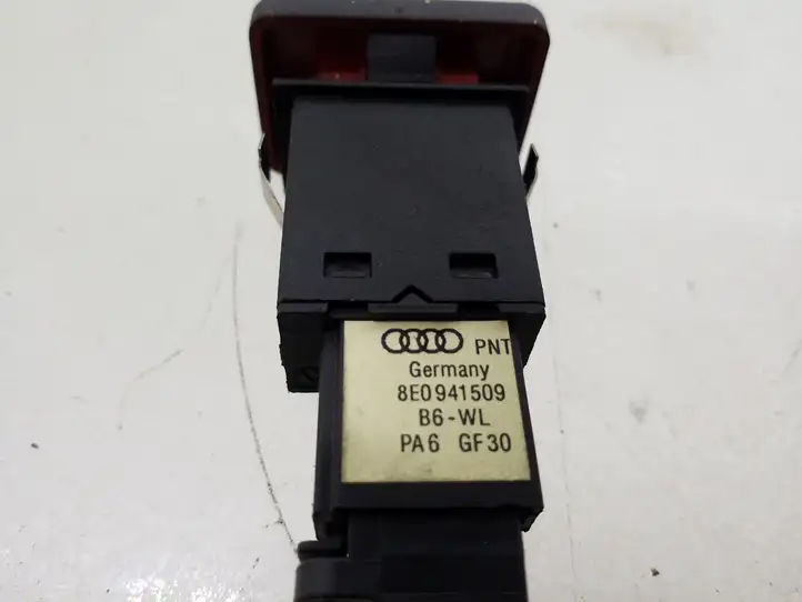 Audi A4 (2004 - 2009)  8E0941509 Включатель аварийных фонарей
