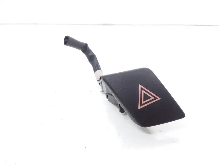 Toyota Yaris (2005 - 2009) 843320D020 Включатель аварийных фонарей — фото 1