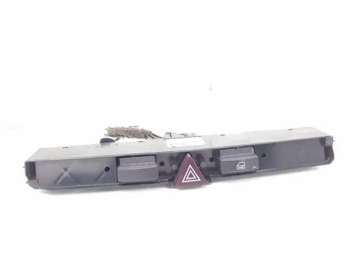 Opel Astra H (2004 - 2009) 13100105 Включатель аварийных фонарей — фото 1