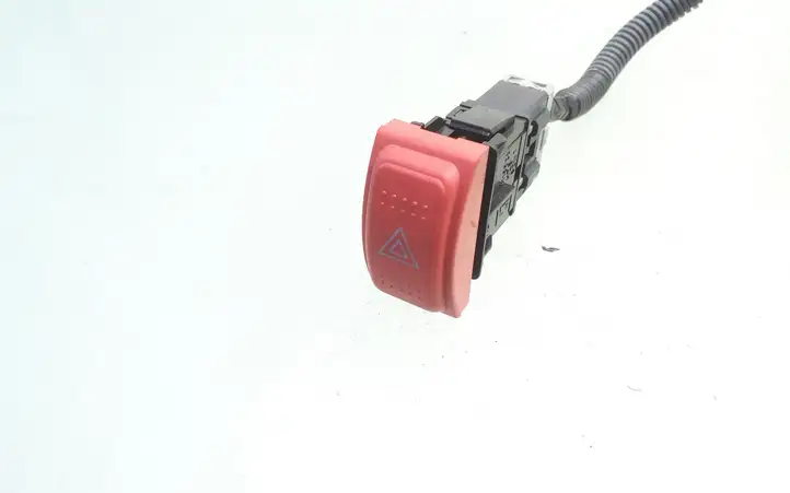 Honda Jazz (2004 - 2008) M19155 Включатель аварийных фонарей — фото 1