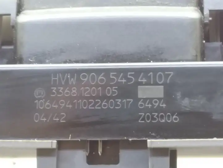 Volkswagen Crafter (2006 - 2016) 9065454107 Включатель аварийных фонарей — фото 4