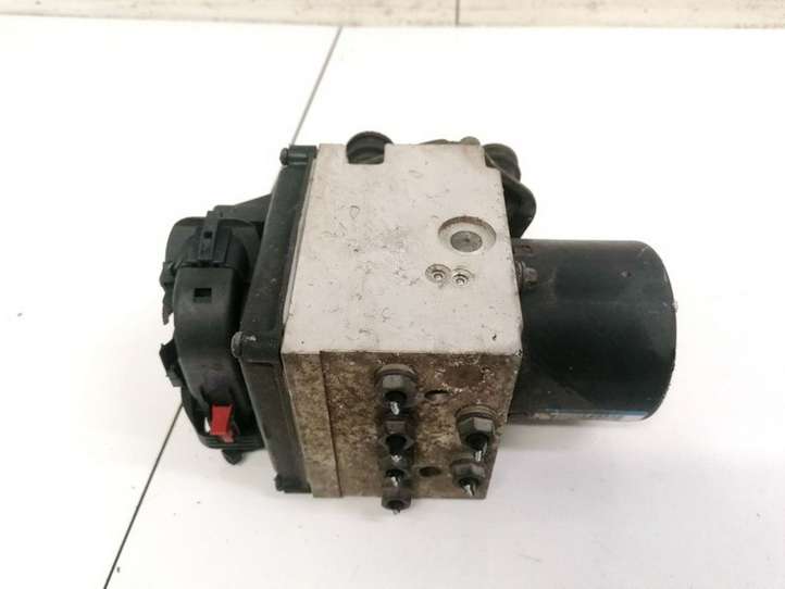 Volkswagen PASSAT B6 (2005 - 2010)  3C0614095Q Блок ABS