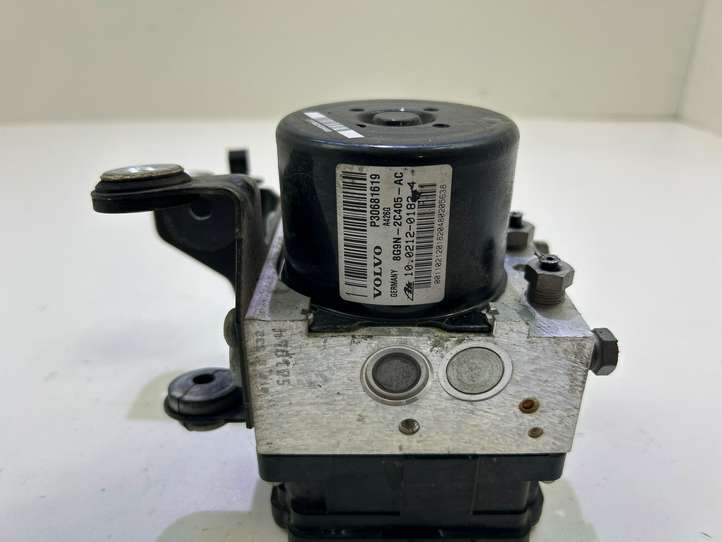 Volvo XC60 (2008 - 2013)  30681619 Блок ABS