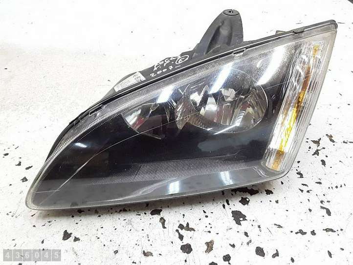 Ford Focus (2005 - 2008)  4M5113W030JE Передняя фара