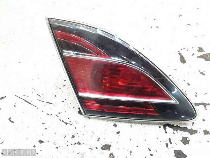 Mazda 6. (2009 - 2012)  13241055 Задний фонарь в крышке багажника