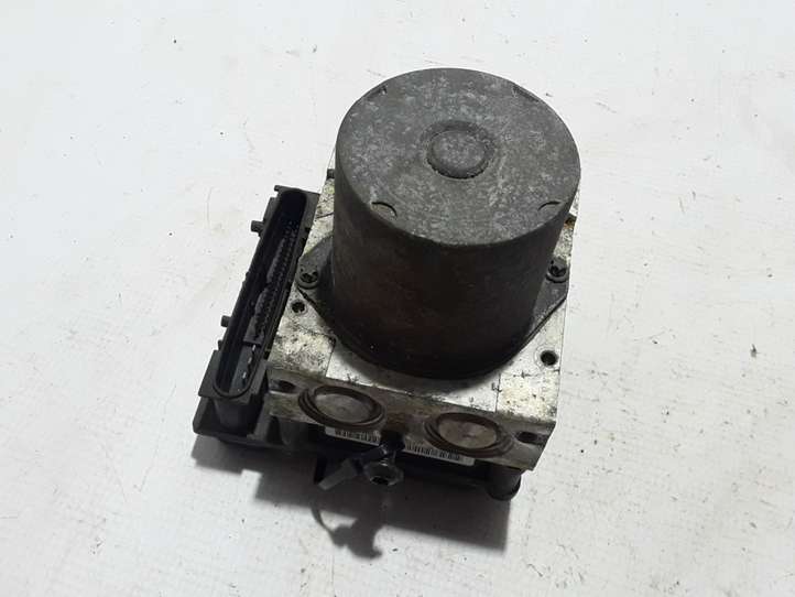 Renault Megane II (2006 - 2008)  8200551143 Блок ABS
