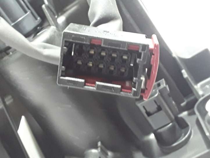 Volvo XC90 (2002 - 2006)  31446864 Передняя фара