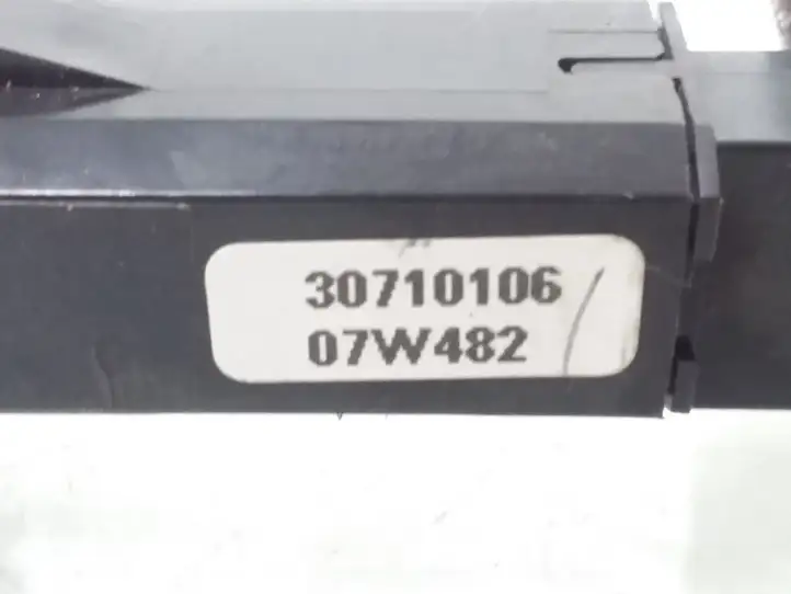 Volvo XC70 (2007 - 2013) 30710106 Включатель аварийных фонарей — фото 3