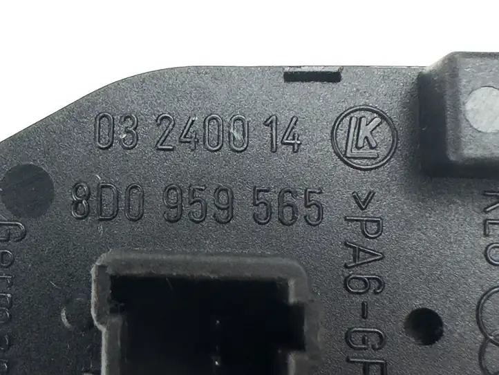 Audi A3/S3 8L (2000 - 2003) 8d0959565 Включатель зеркал — фото 5
