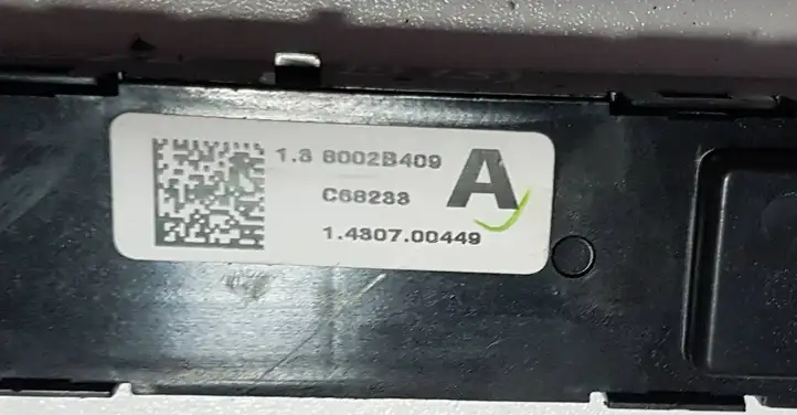 Mitsubishi Outlander (2014 - 2016) 8002B409 Включатель аварийных фонарей — фото 5