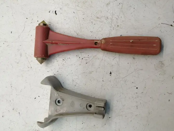 Ford Transit (2000 - 2006)   Включатель надувной подушки для пассажира