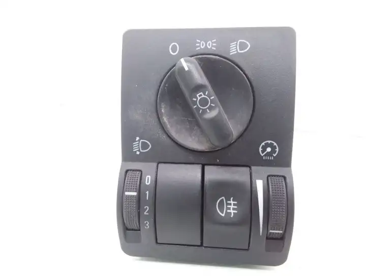 Opel Combo C (2005 - 2011) 9116614 Включатель фонарей — фото 1