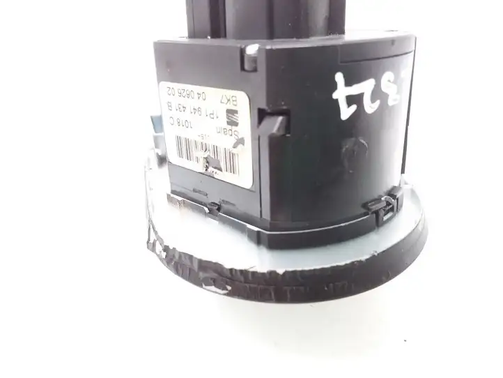 Seat Leon (1P) (2005 - 2012) 1P1941431B Включатель фонарей — фото 3