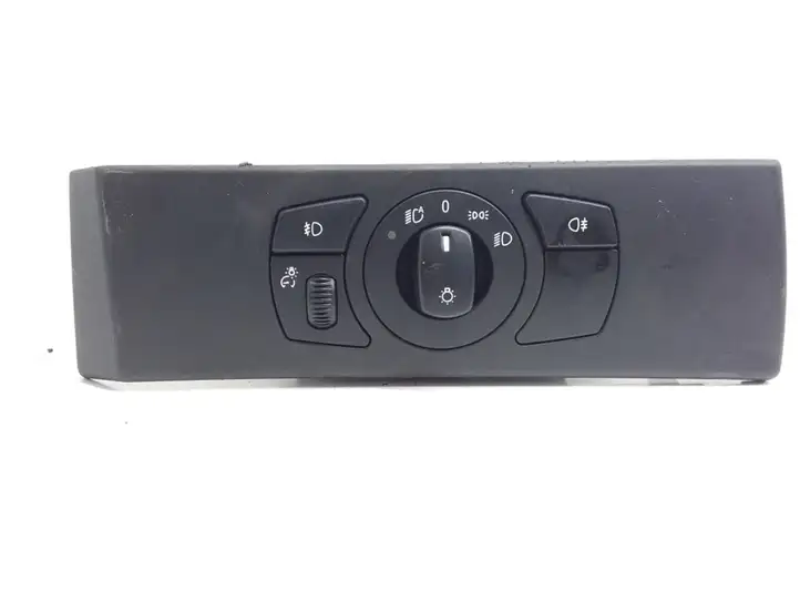 BMW 5 E60 E61 (2004 - 2010) 6953735 Включатель фонарей — фото 1