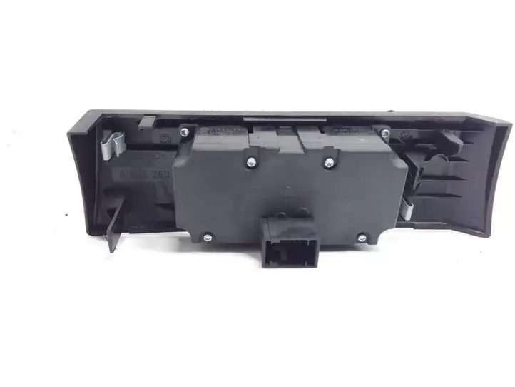 BMW 5 E60 E61 (2004 - 2010) 6953735 Включатель фонарей — фото 3