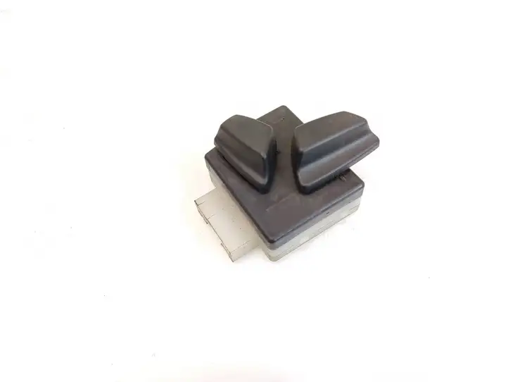 BMW 5 F10 F11 (2009 - 2016)  6958526 Управление регулеровки сидений 