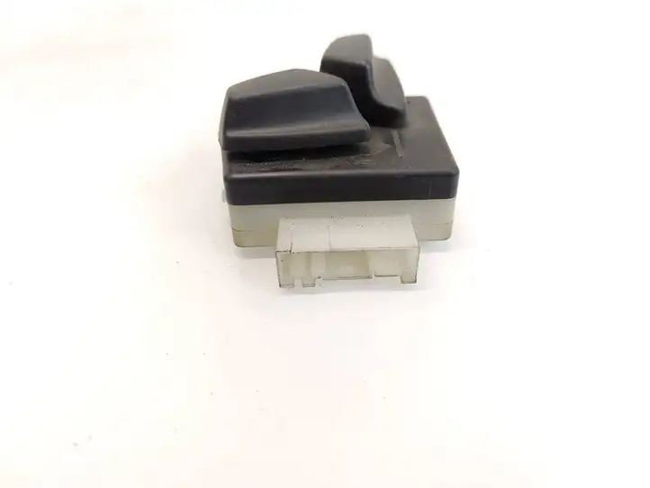 BMW 5 F10 F11 (2009 - 2016)  6958526 Управление регулеровки сидений 