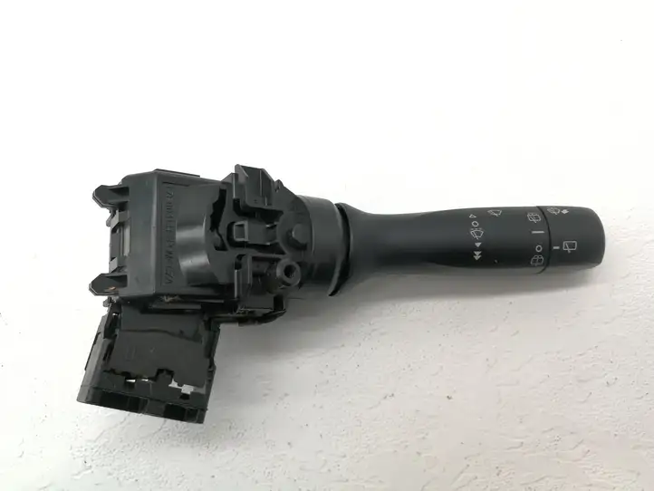 Toyota Yaris (2005 - 2009) 17F144 Включатель скорости стеклоочистителей — фото 1