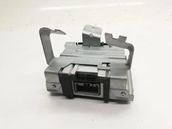 Opel Mokka (2012 - 2016)  95907291 Преобразователь напряжения