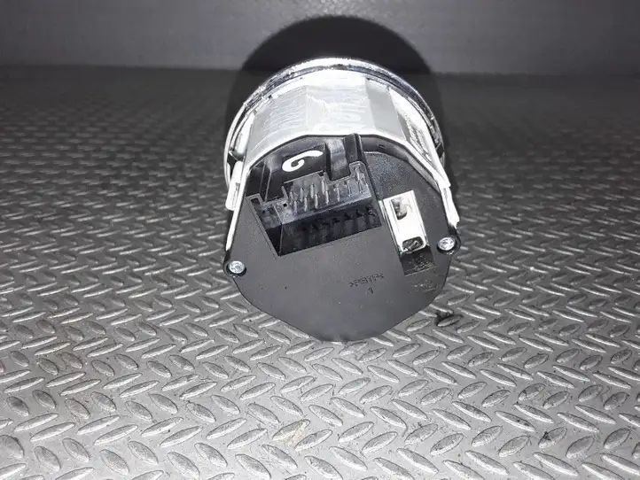Volkswagen Touareg I (2002 - 2010) 7L6941435N Включатель блокировки дифференциалов — фото 2