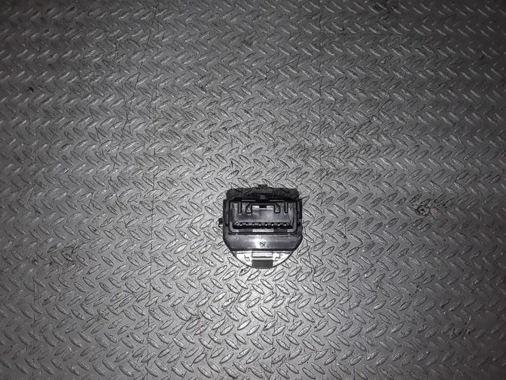 Toyota Corolla Verso AR10 (2004 - 2009)  15A710 Включатель зажигания и стартера