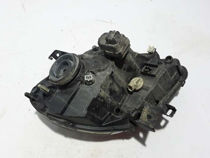 Renault Kangoo I (2003 - 2008)  8200183917 Передняя фара
