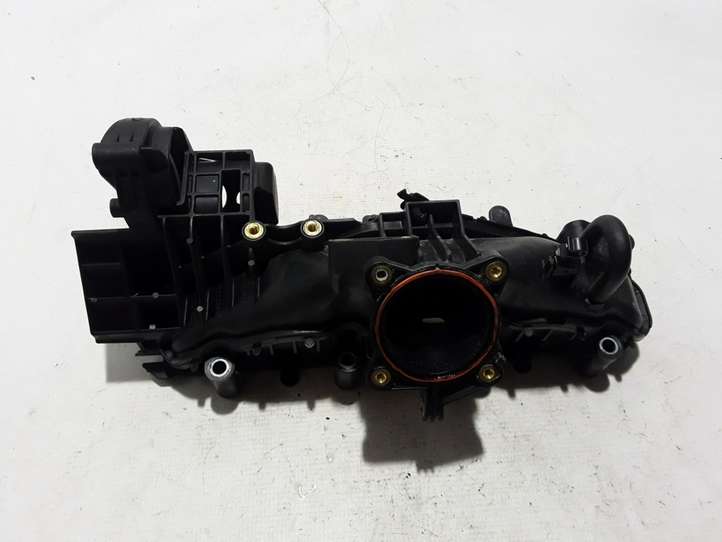 Renault Master III (2010 - )  140039990R Впускной коллектор