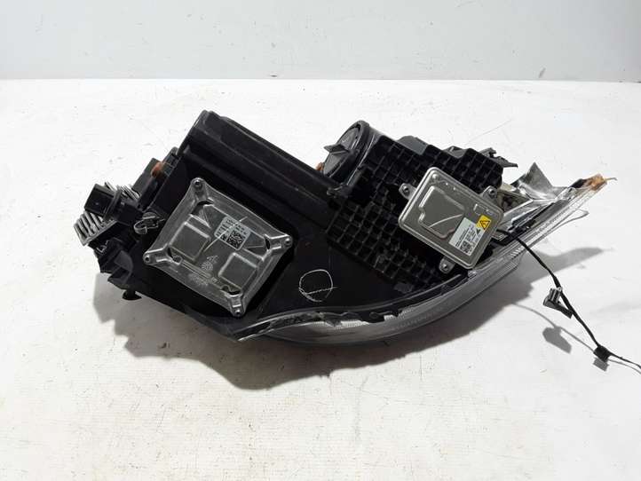 Chrysler Pacifica (2016 - )  68370847AB Передняя фара