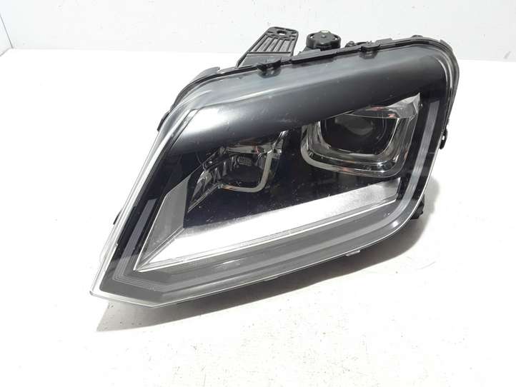 Volkswagen Amarok (2010 - )  2H3941031 Передняя фара