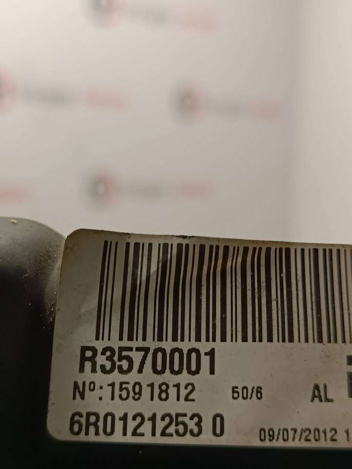 Seat Ibiza IV (6J,6P) (2008 - 2017)  6r01212530 Радиатор охлаждающей жидкости