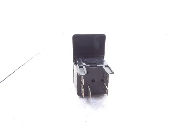 Citroen Berlingo (1996 - 2002) M8244 Включатель зеркал — фото 3