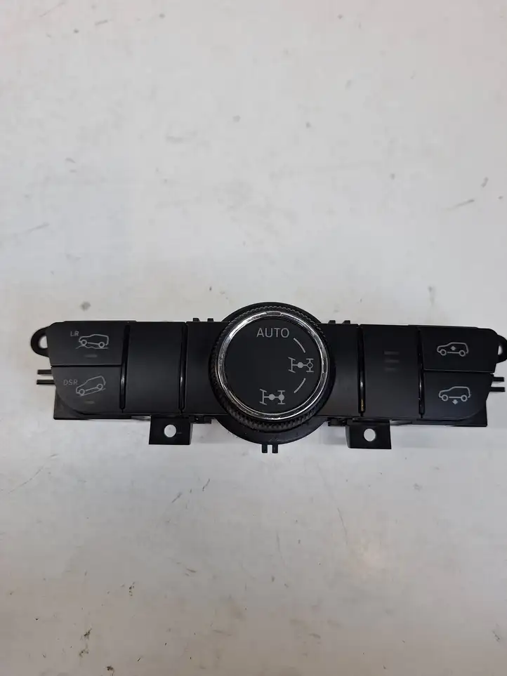 Mercedes-Benz ML W164 (2005 - 2011) A1648705010 Включатель блокировки дифференциалов — фото 1