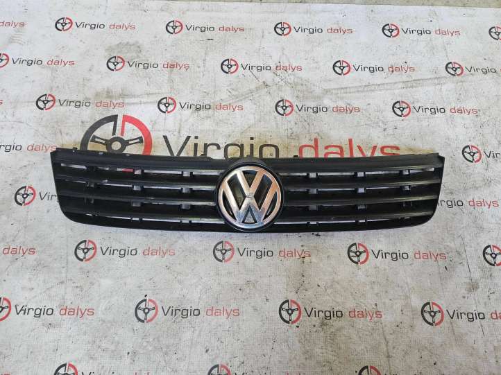 3B0853653C Volkswagen PASSAT B5 Grotelės priekinės