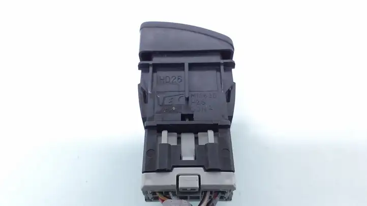 Honda Civic (2001 - 2005) M19620 Включатель аварийных фонарей — фото 5