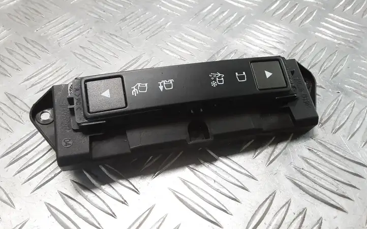 Land Rover Range Rover Evoque L538 (2015 - 2018) GJ3214B596AA Включатель блокировки дифференциалов — фото 2