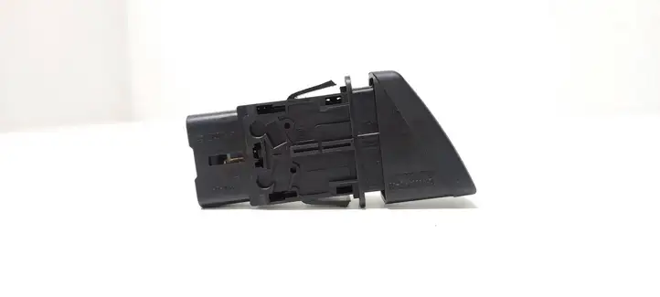 Mazda Premacy (1999 - 2005) 40902 Включатель аварийных фонарей — фото 4