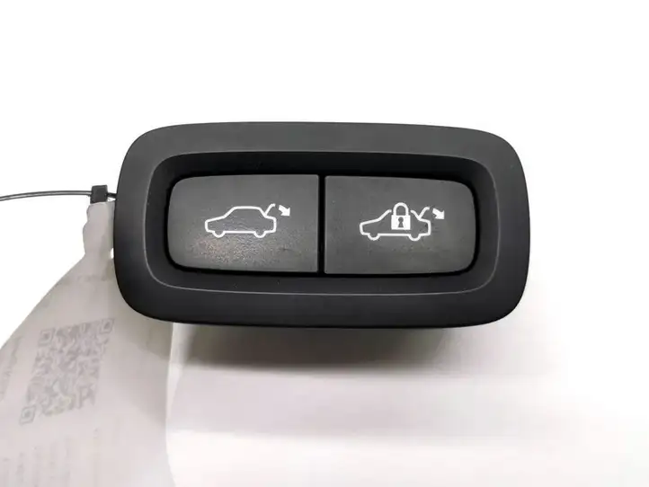 Volvo S90, V90 (2016 - 2020) 31376890 Кнопка закрытия багажника — фото 1