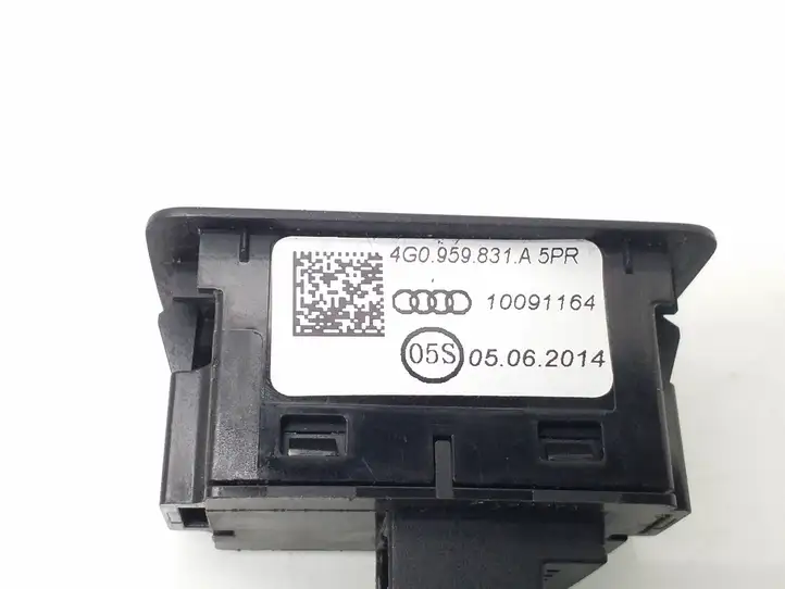 Audi A6 C7 (2011 - 2014) 4G0959831A Кнопка закрытия багажника — фото 5
