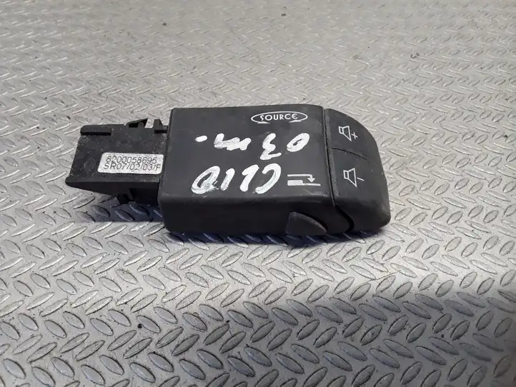 Renault Clio II (2001 - 2005) 8200058695 Включатель регулировки звука — фото 1