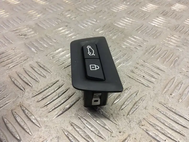 BMW X1 F48 F49 (2015 - 2022) 9275121 Кнопка закрытия багажника — фото 4