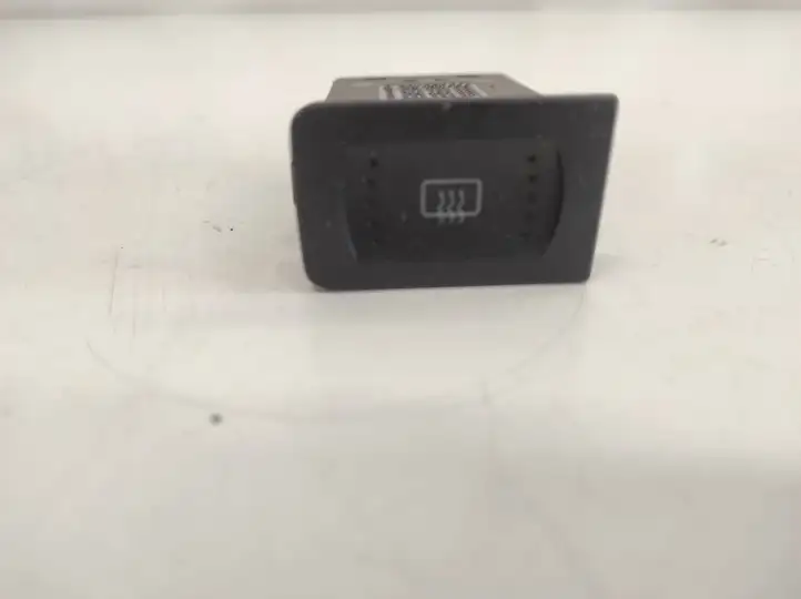 Volkswagen Golf IV (1998 - 2005)  1J0953235 Включатель аварийных фонарей