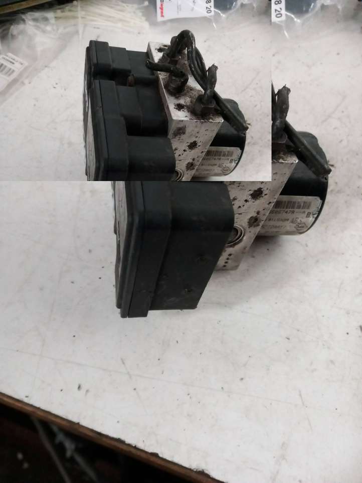 Renault Megane III (2009 - 2016)  476606747R Блок ABS